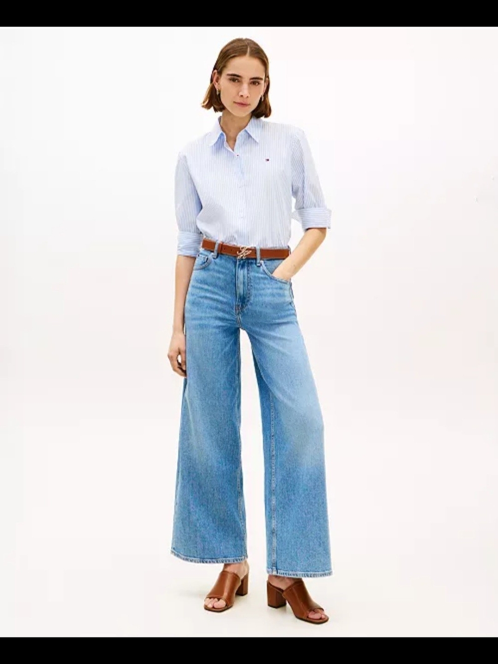 Tommy Hilfiger Womens Wide Leg Soft Touch Jeans Size 29-30 NWT